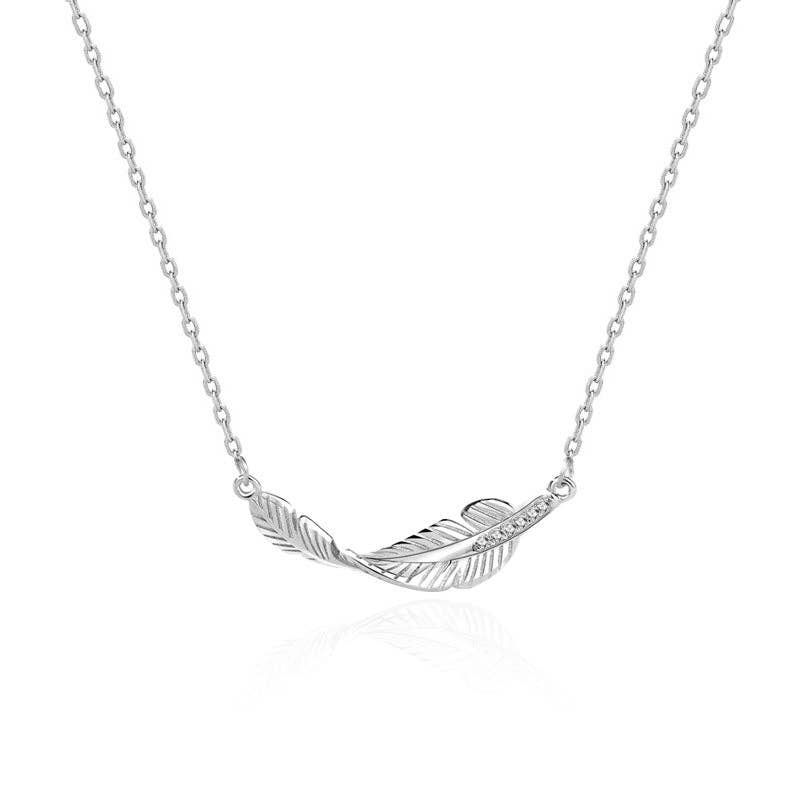 Horizontal Feather Pendant Necklace in 925 Sterling Silver